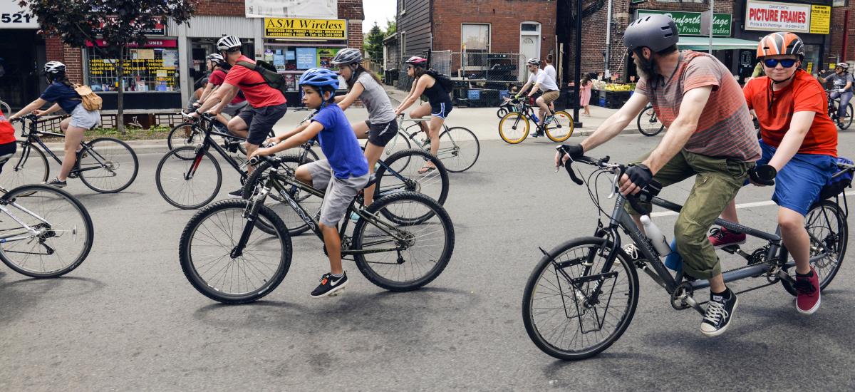 bells on danforth with tandem bike