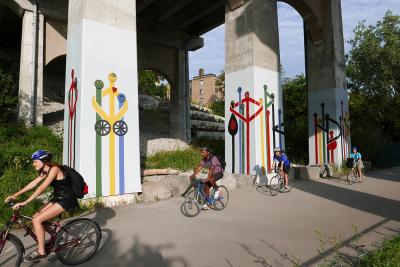 Cycling in Etobicoke