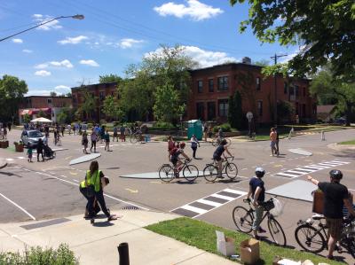 Pop up protected intersection