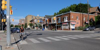 bloor west: no bike lanes