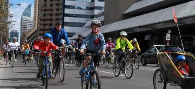 families enjoying the 2018 ride for safe streets